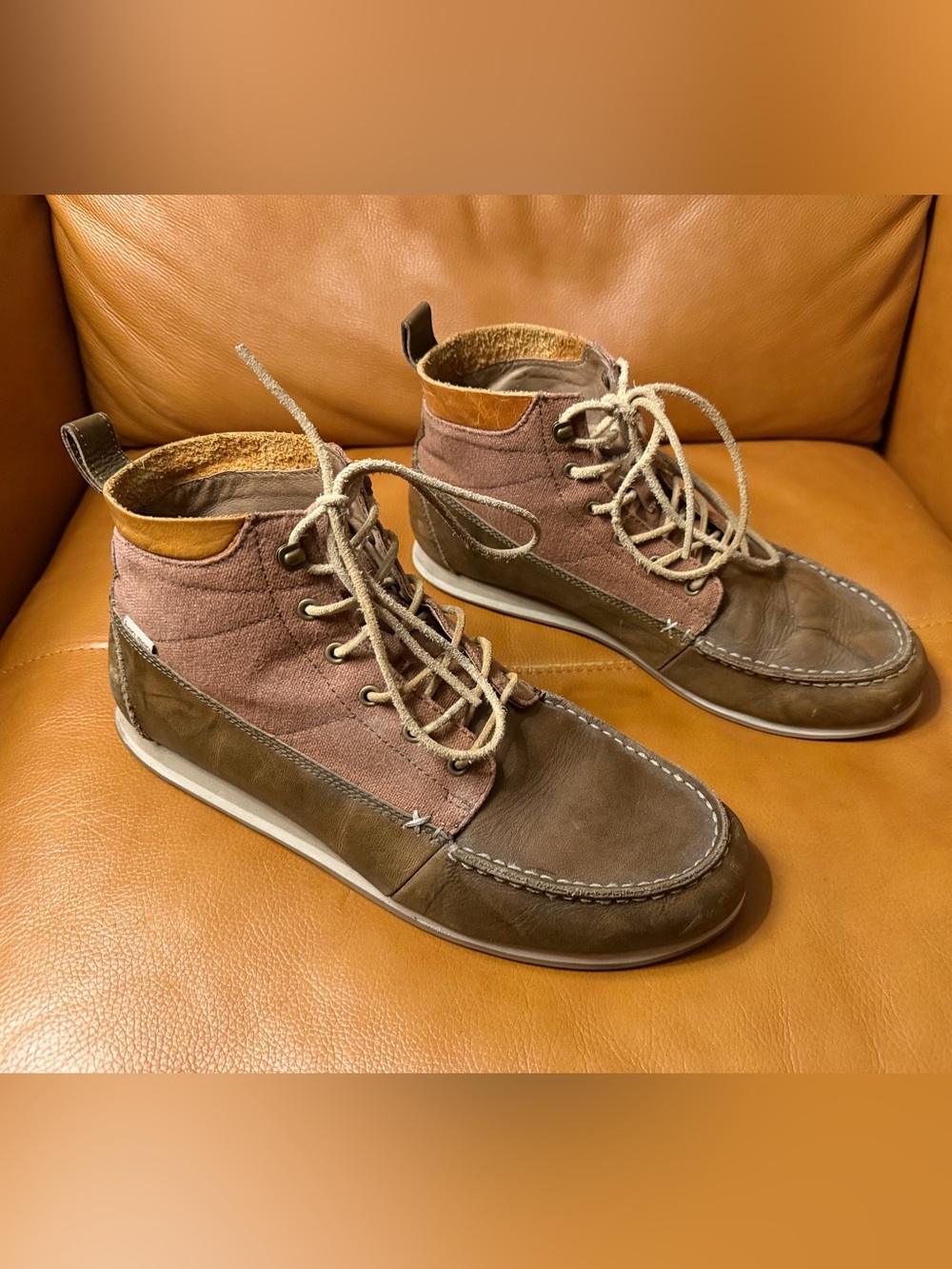 Hari Mari CanyonTrek Nokona Chukka